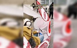 坐兔女(坐兔女孩图片壁纸)